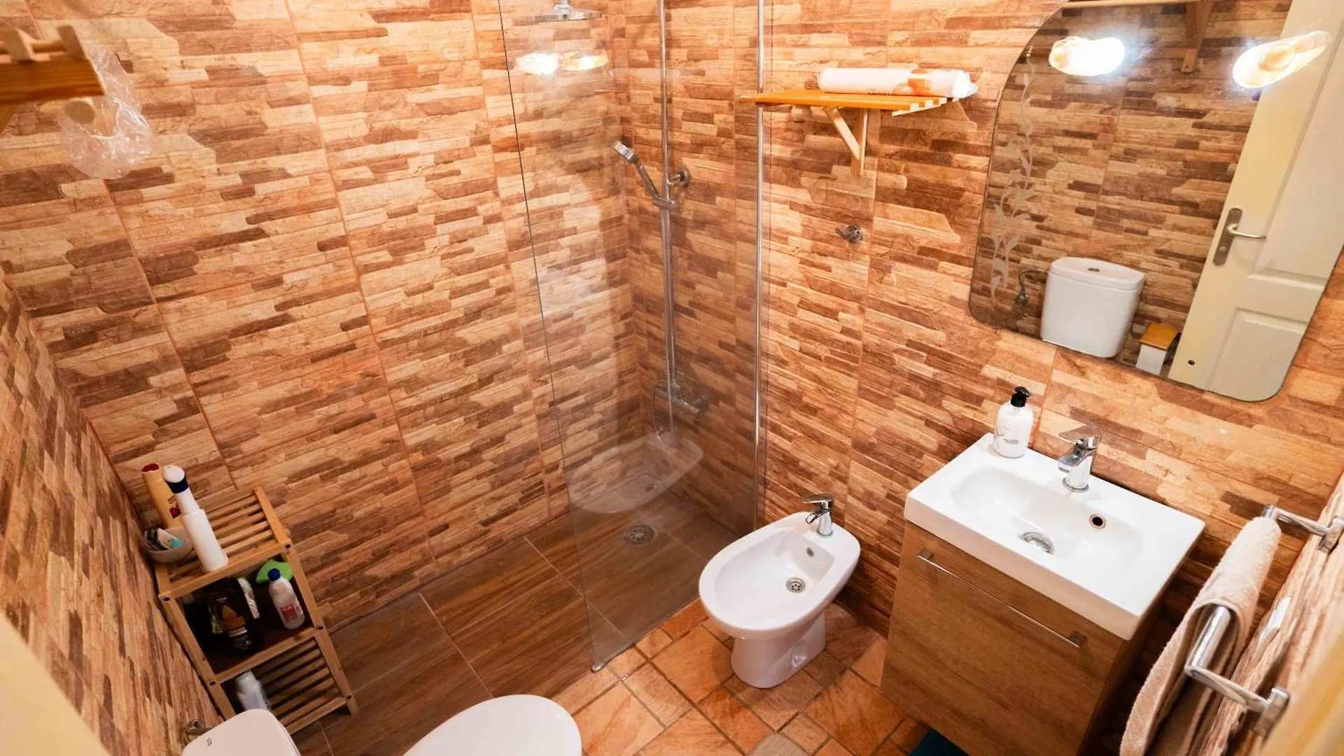 Apartment Lindo Piso A 5 Min Del Aeropuerto Tenerife Sur Tfs San Miguel de Abona Spain